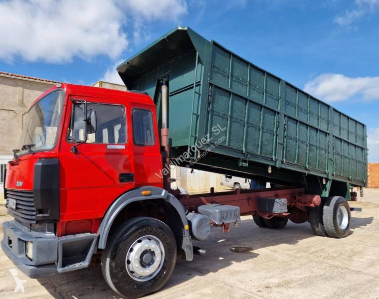 شاحنة Iveco