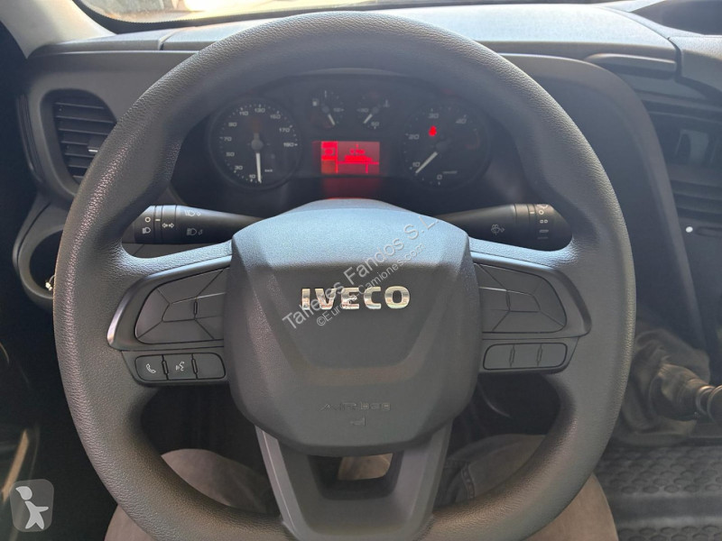 Camion Iveco  35C16 20m3