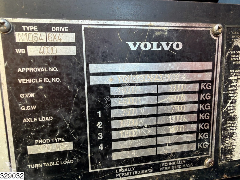 Lastbil Volvo N 1064 6x4, leaf suspension, PTO,...