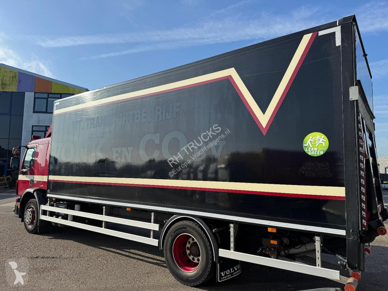 شاحنة Volvo 280 EURO 6 - BOX 7,15M + DHOLLANDIA...