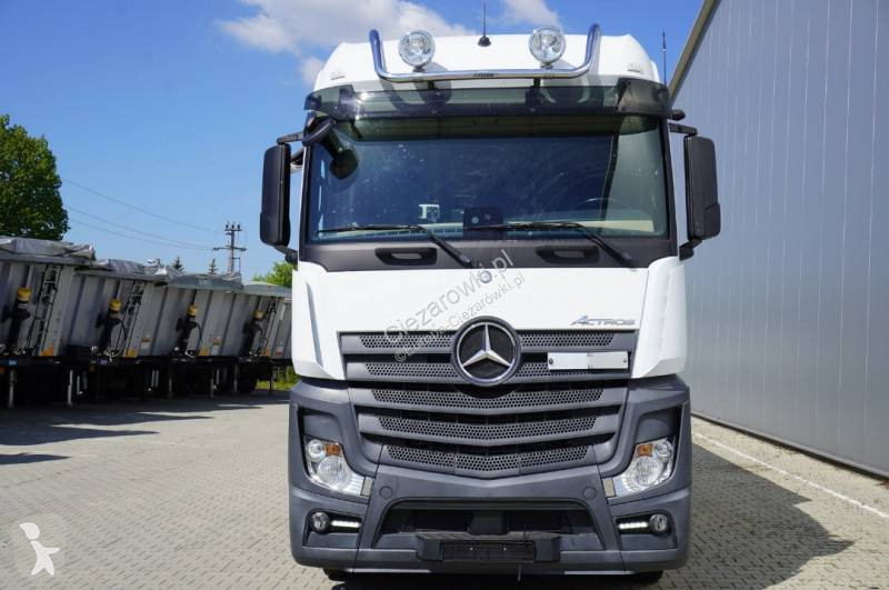 شاحنة Mercedes