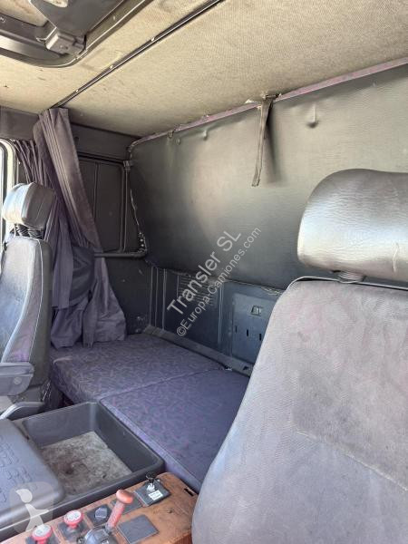 شاحنة Iveco MP410E 42H