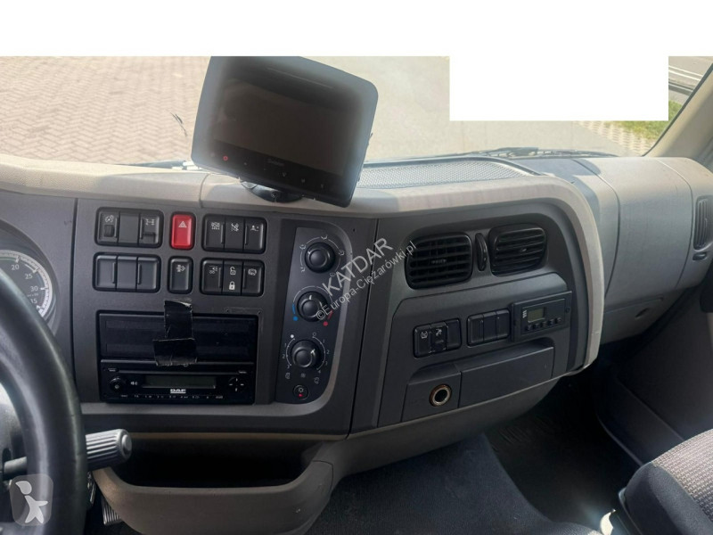 Camión DAF LF 210 euro 6 kontener...