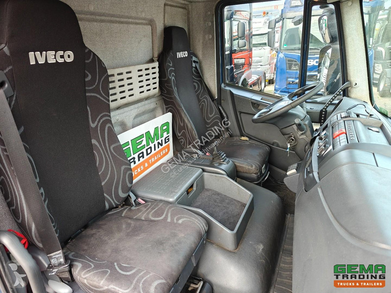 شاحنة Iveco 150E22 EuroCargo 4x2 Day Cabin...
