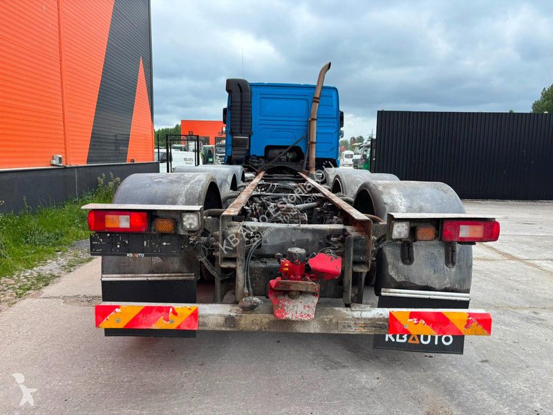 شاحنة Volvo 460 8x4*4 CHASSIS L=6726 mm