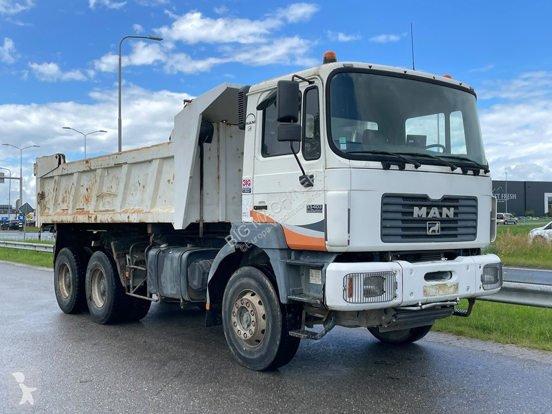 شاحنة MAN 6x4 Kipper