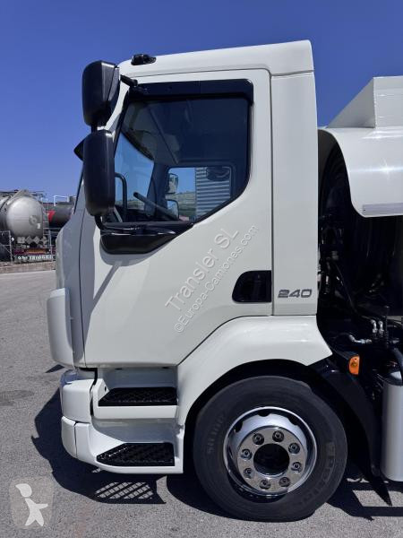 شاحنة Volvo FLL-42-240