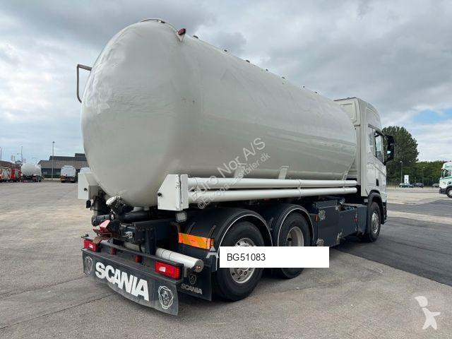 شاحنة  SCANIA R500 NGS 6x2 26 m3 Silo + HMK...