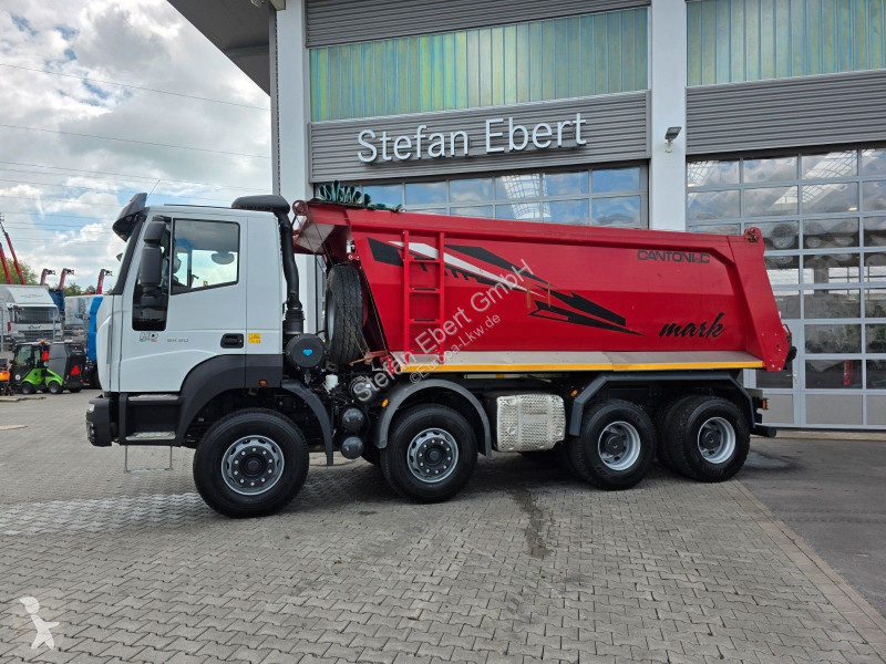 شاحنة Iveco Astra HD9 84.50-80 8x4 Muldenkipper...