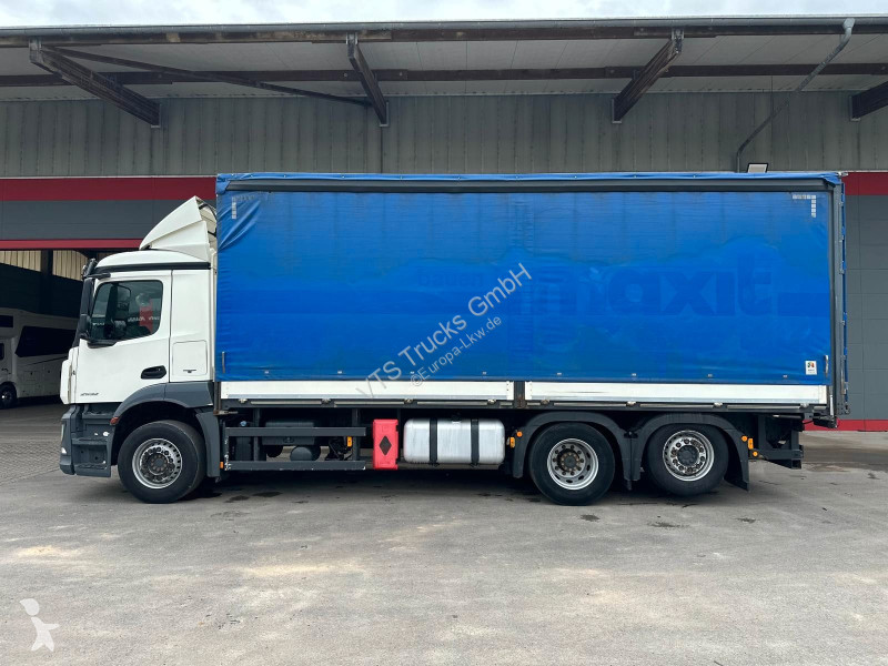 شاحنة Mercedes 2532 6x2 BL...