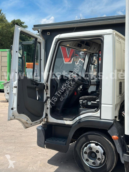 شاحنة Iveco 75E18 Koffer Junge Aufbau LBW