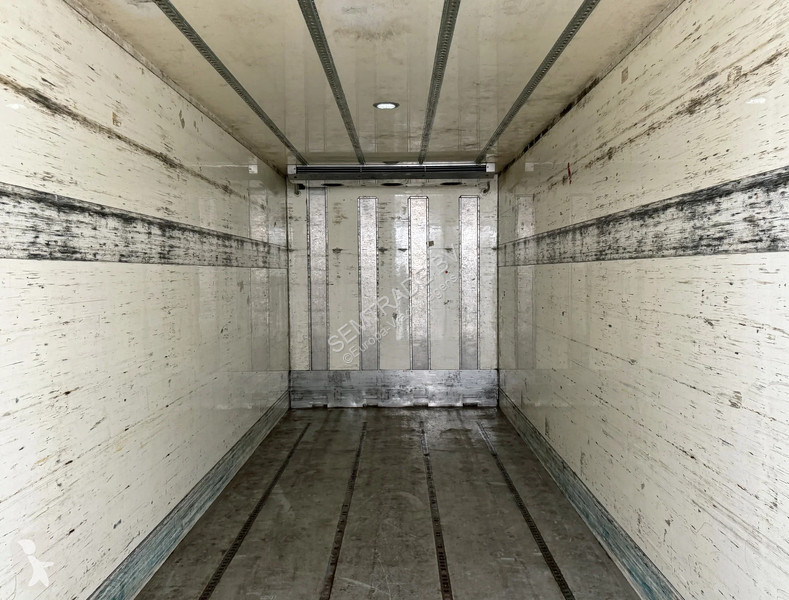 شاحنة DAF 480 FAR ISOLATED BOXES TRS COOLING...
