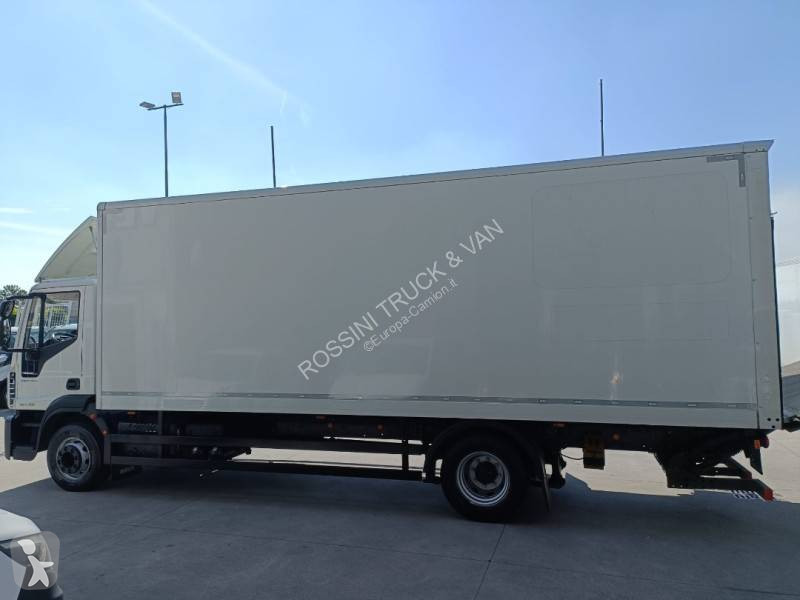 شاحنة Iveco