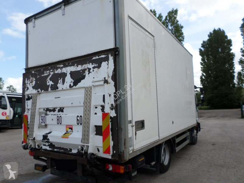 شاحنة Iveco 75E16