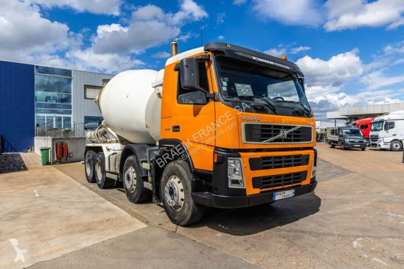 Lastbil Volvo 12440 +MANUAL+ LIEBHERR 9M3