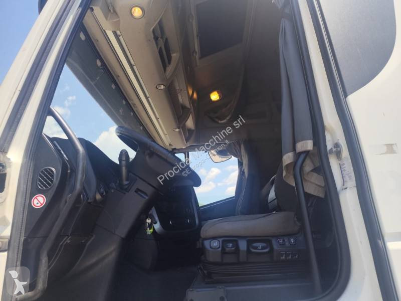 شاحنة Iveco
