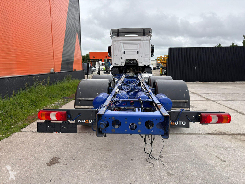 شاحنة Mercedes 2532 6x2*4 CHASSIS L=8792 mm