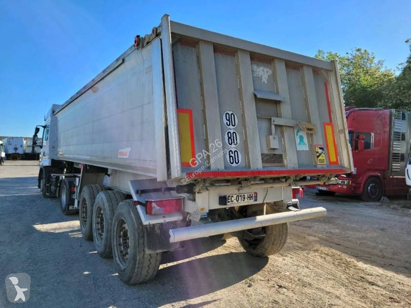 Semi remorque Benalu