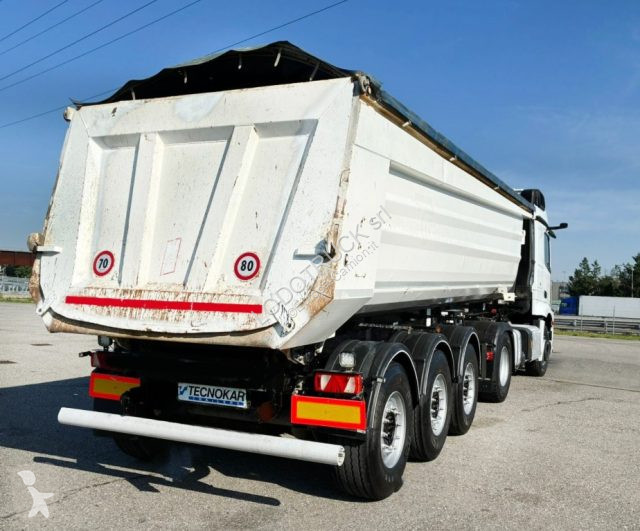 شاحنة Mercedes ACTROS