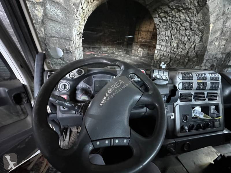 شاحنة Iveco