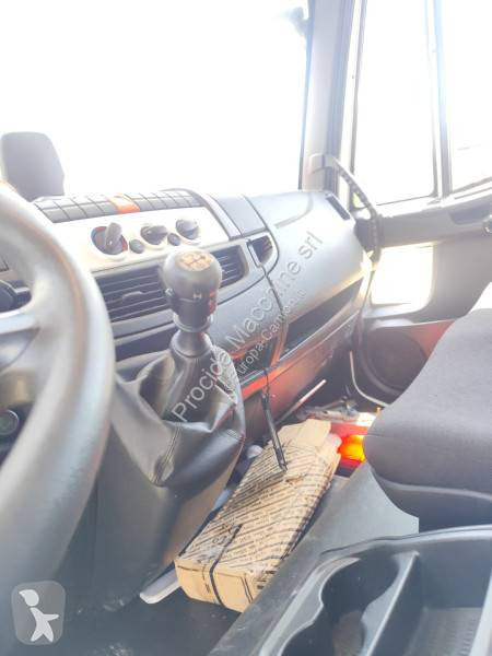 شاحنة Iveco