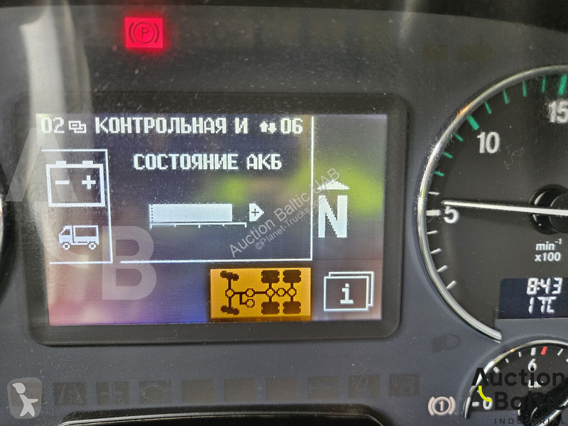 شاحنة Mercedes 3336