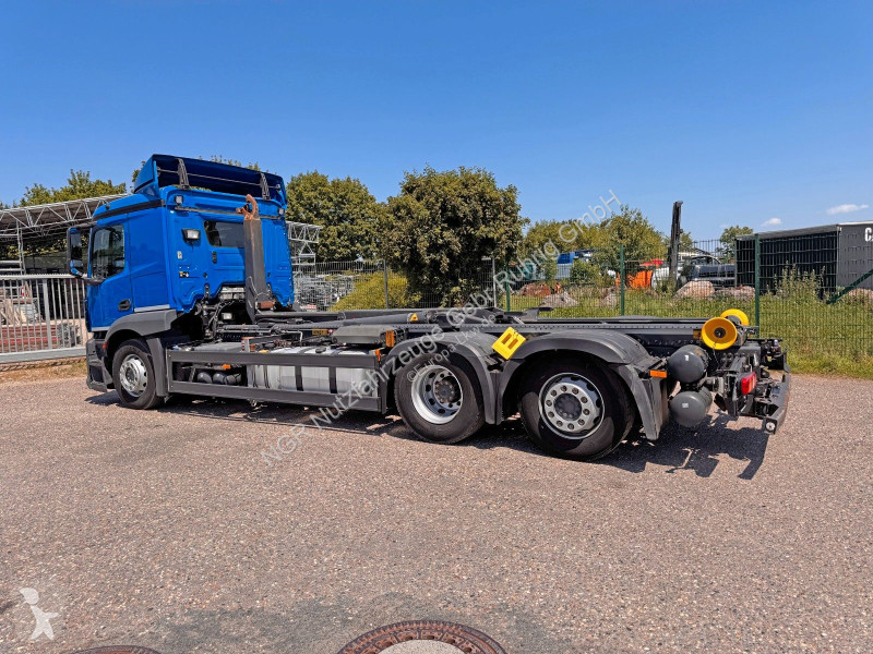 شاحنة Mercedes 2543 6X2 Meiller Abroller mit...