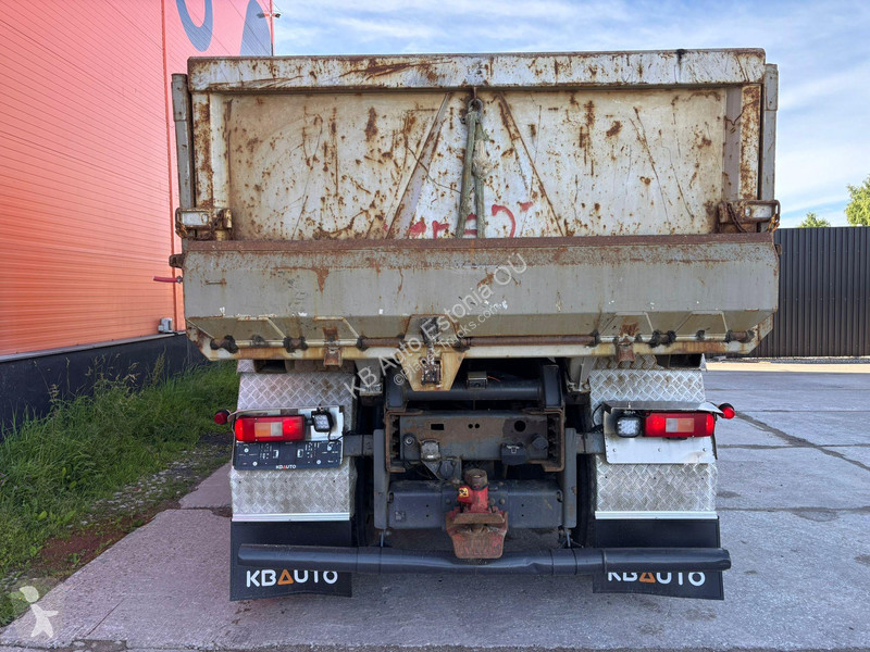 شاحنة Volvo 540 8x4 RETARDER / TANDEM AXLE LIFT...