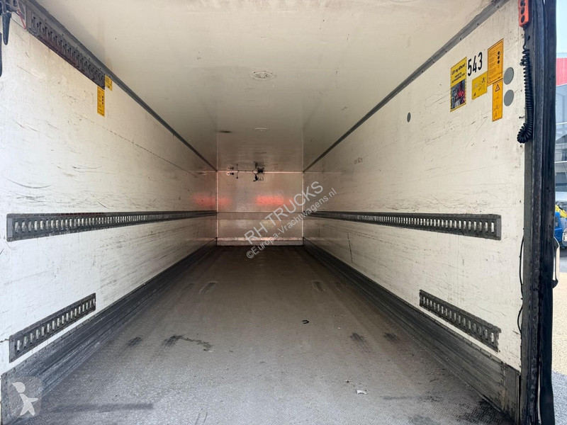 شاحنة MAN TGS 6X2 EURO 6 + BOX 9,70 M + ZEPRO...