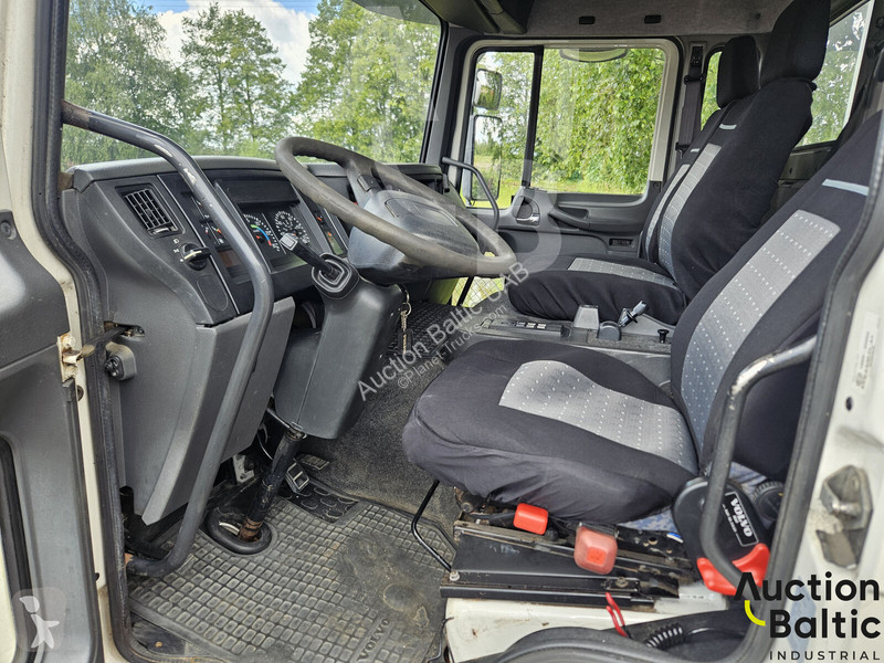 شاحنة Volvo 15