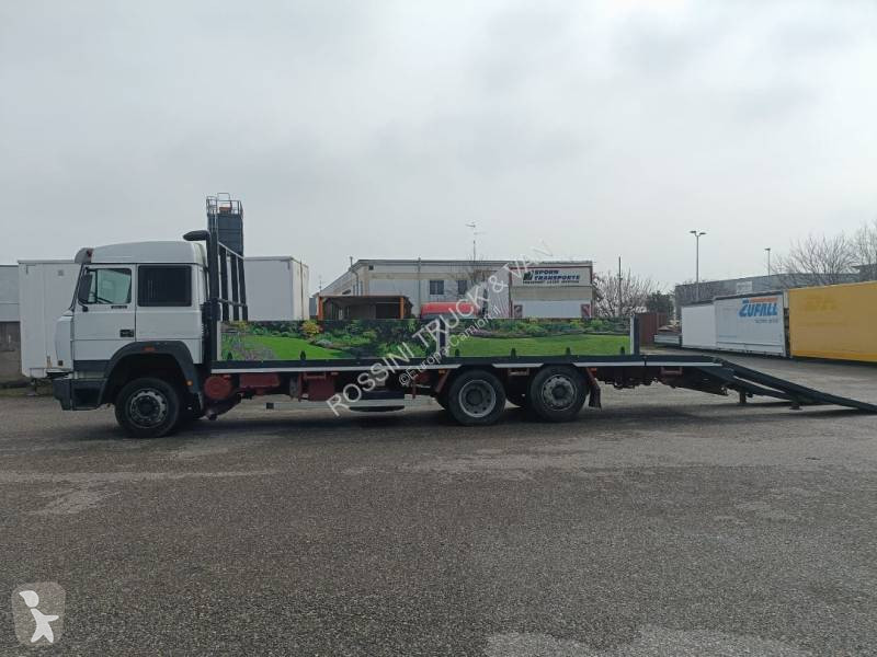 شاحنة Iveco