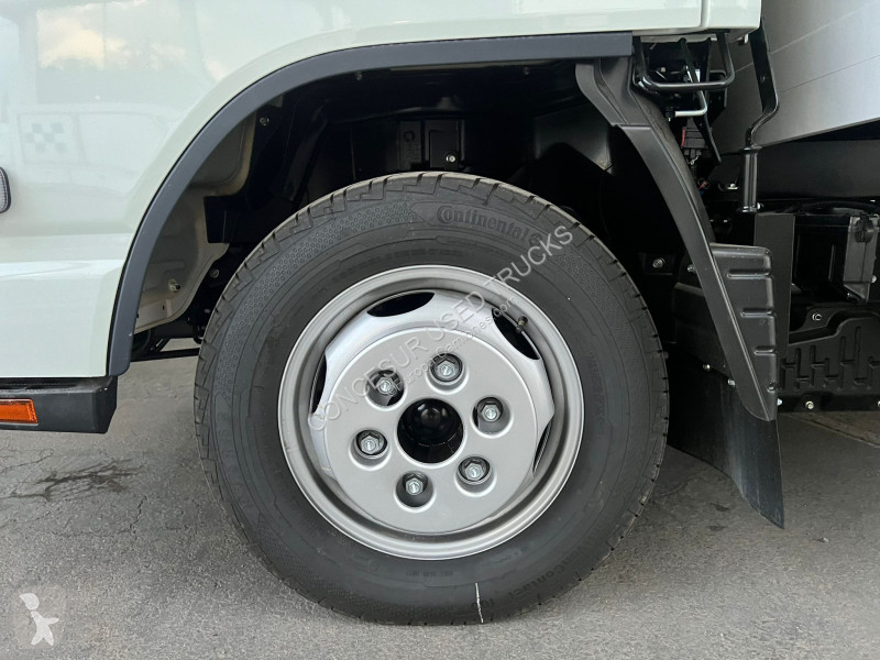 شاحنة Mitsubishi Fuso  3S13