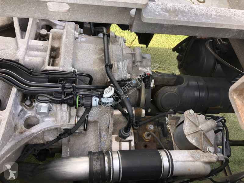 شاحنة Mercedes  2648 L CHASIS + BDF