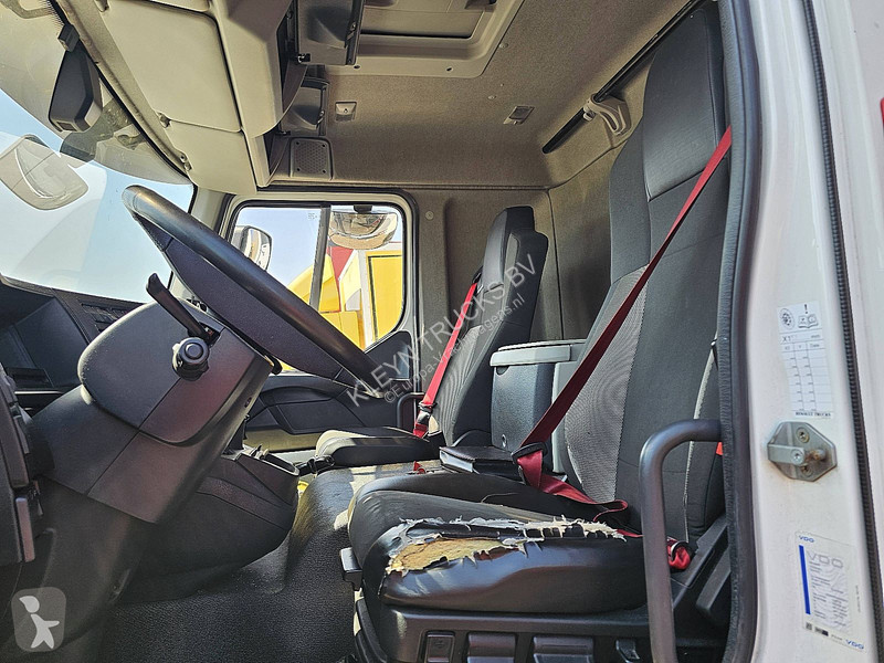 شاحنة Renault D 220
