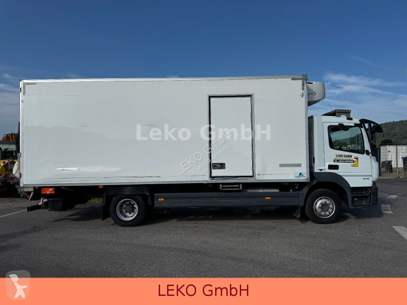شاحنة Mercedes 1218 Mit Carrier Sp 850