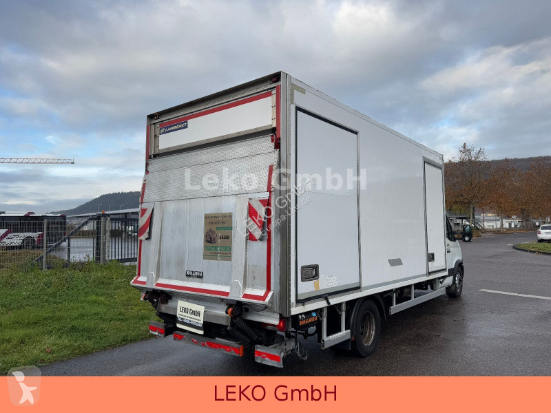 شاحنة Iveco 70C17 Mit Carrier Xr 500