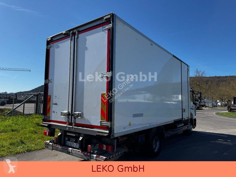 شاحنة Mercedes 1021 Mit Carrier Sp 1150Mt