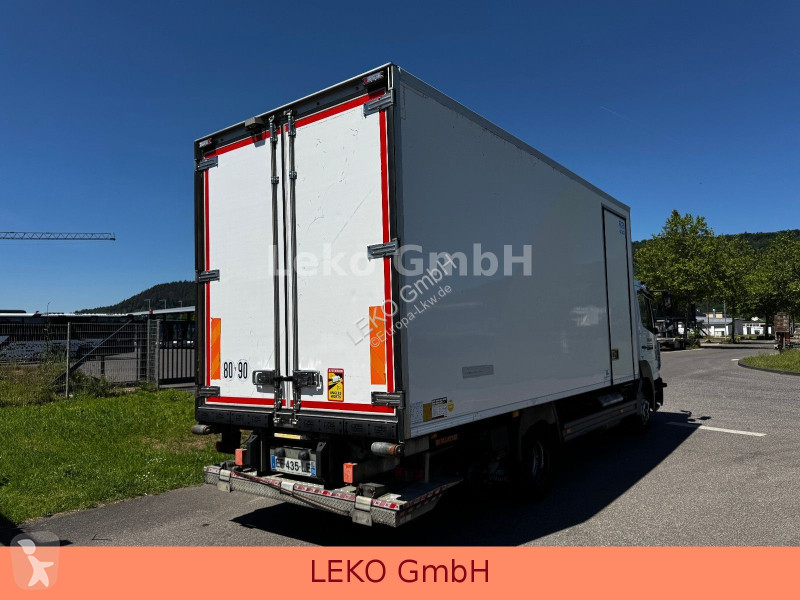 شاحنة Mercedes 1021 Mit Carrier Sp 1150Mt