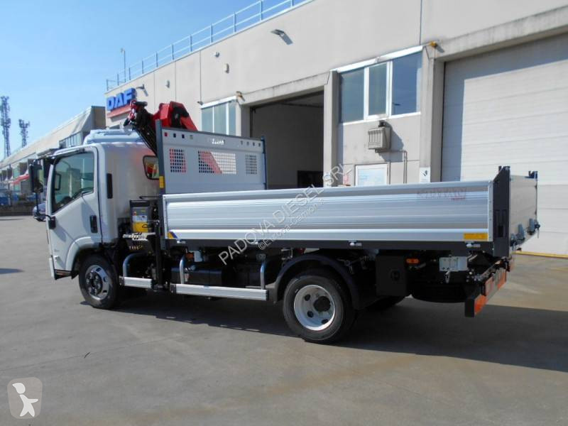 شاحنة Isuzu