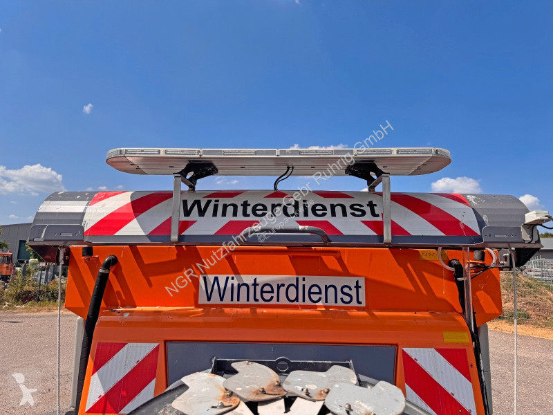 شاحنة  Abrollaufbau Salzstreuer Diesel Separat...