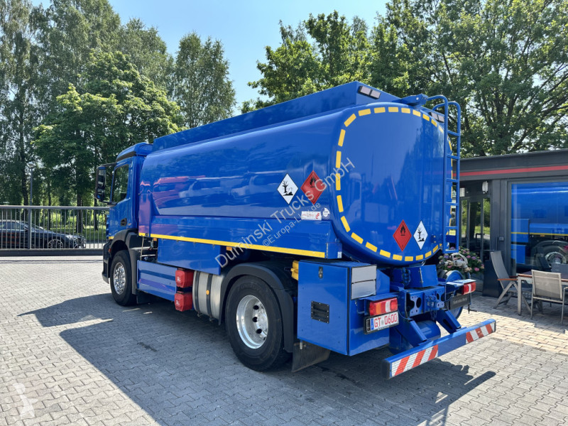 Mercedes MP4 1832 / Lindner & Fischer truck