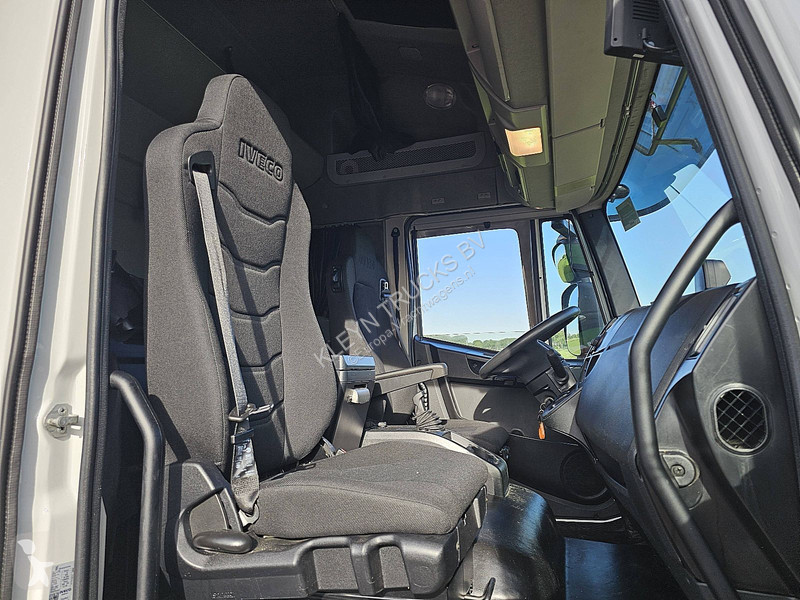 شاحنة Iveco 160E28 EUROCARGO