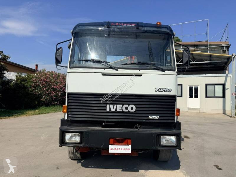 شاحنة Iveco