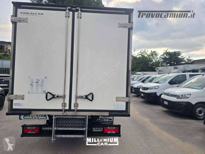 شاحنة Iveco 35-18 HI MATIC 2021 CELLA 4,40 ATP