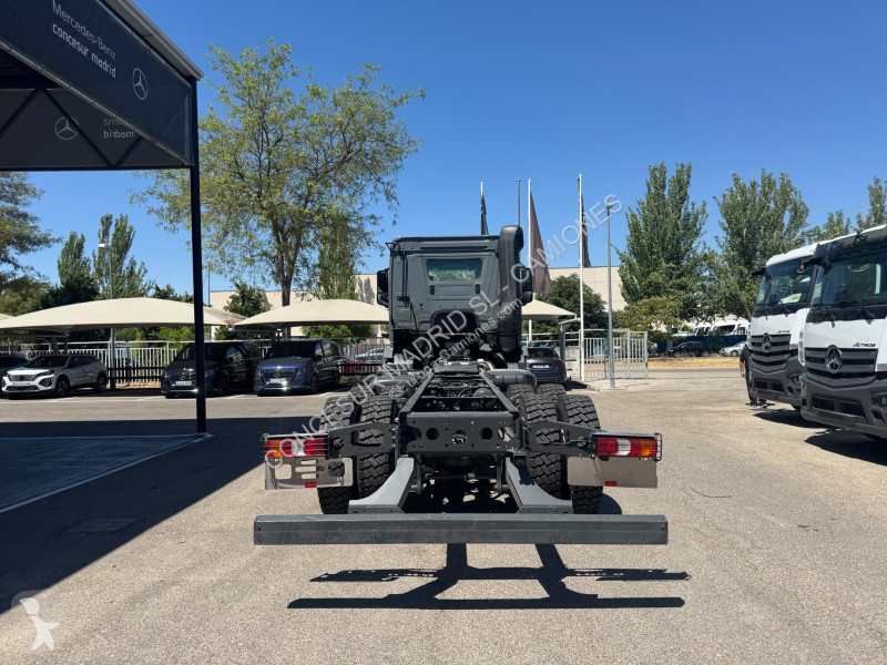 شاحنة Mercedes  3340 K 6X4