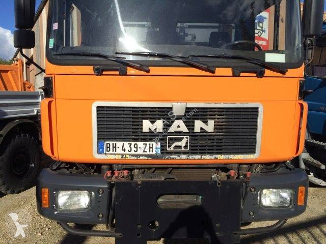 شاحنة MAN