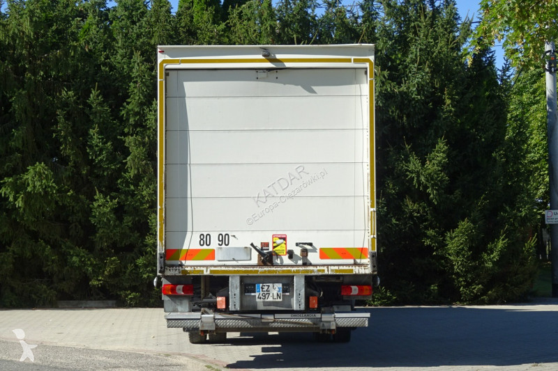Камион Mercedes 1218 Euro 6 kontener 20pal...