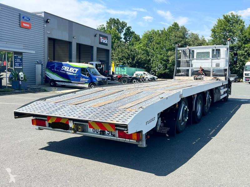 شاحنة Iveco 360