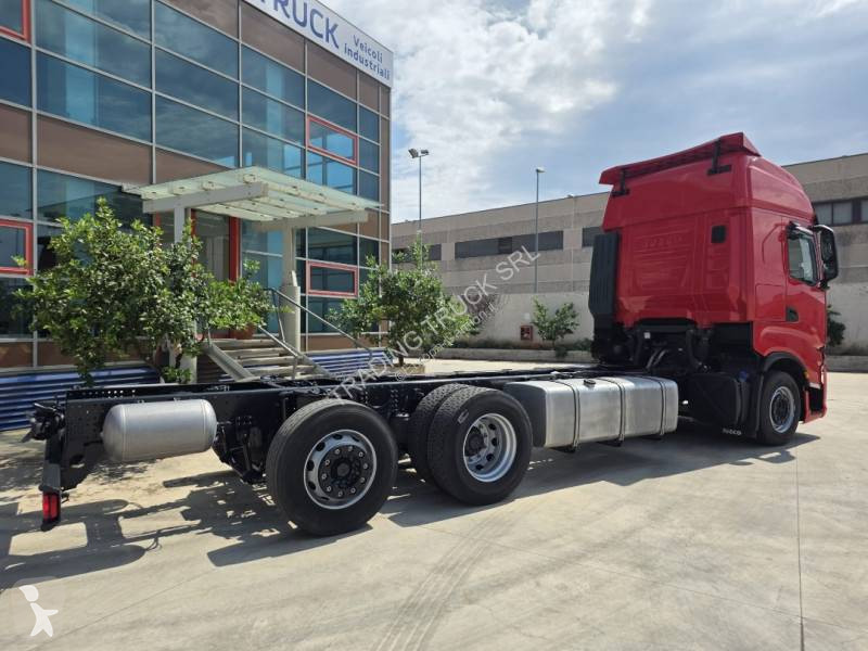 شاحنة Iveco