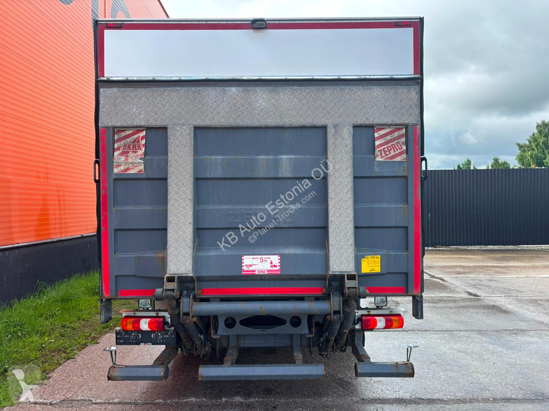Mercedes 916 4x2 BOX L=6613 mm truck